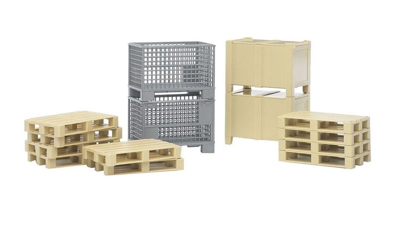 Ensemble de logistique avec palettes