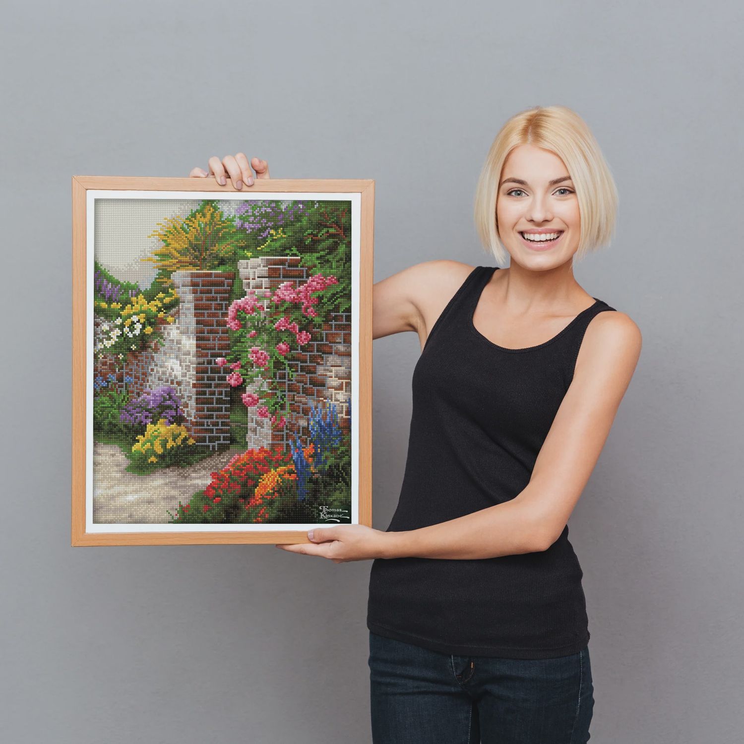 DIAMOND DOTZ T.KINKADE ROSE GARDEN