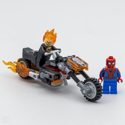 76335 / Spider-Man contre Ghost Rider à moto