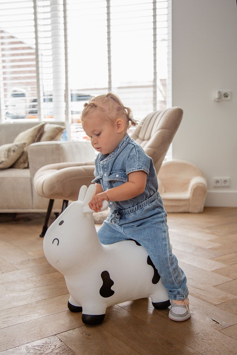 Vache Skippy - Blanche