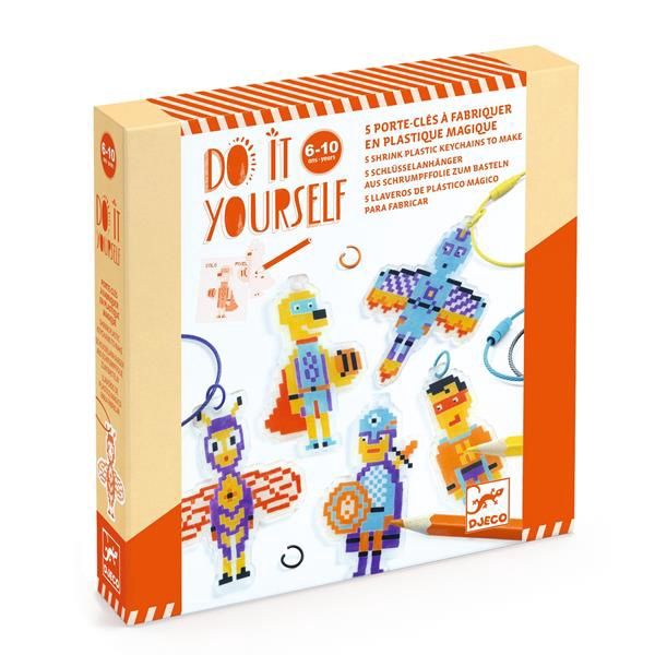 DIY / Porte-clés en plastique magique / Héros Pixel Art