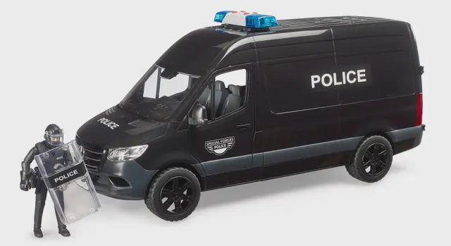 MB Sprinter Police Special Forces avec policier