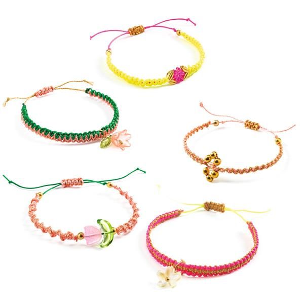 Bracelets en macramé / roses