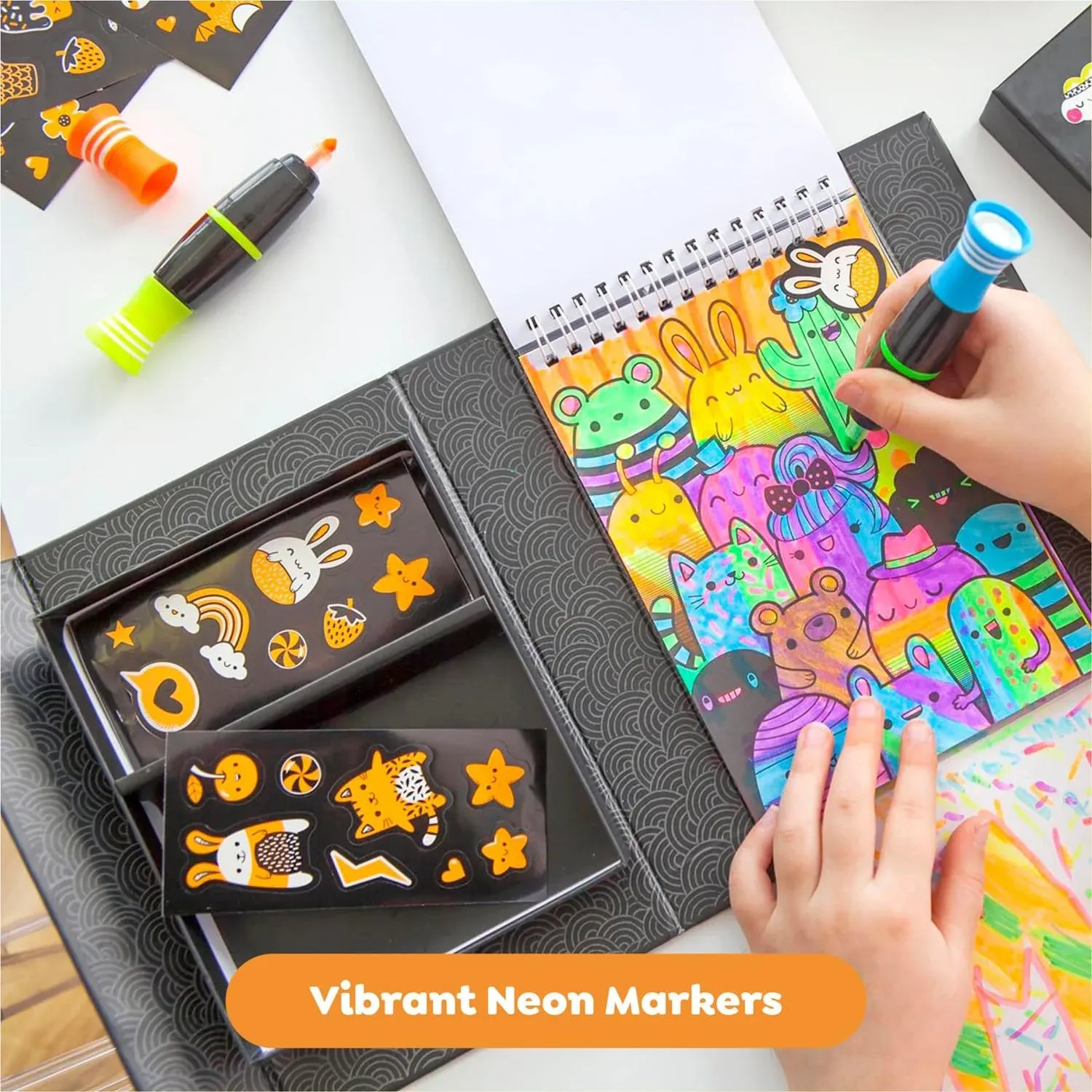 Ens. coloriage Neon /  Amis lumineux
