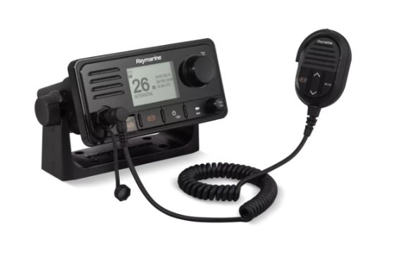 Ray73 VHF With Built-in AIS Receiver (E70517)