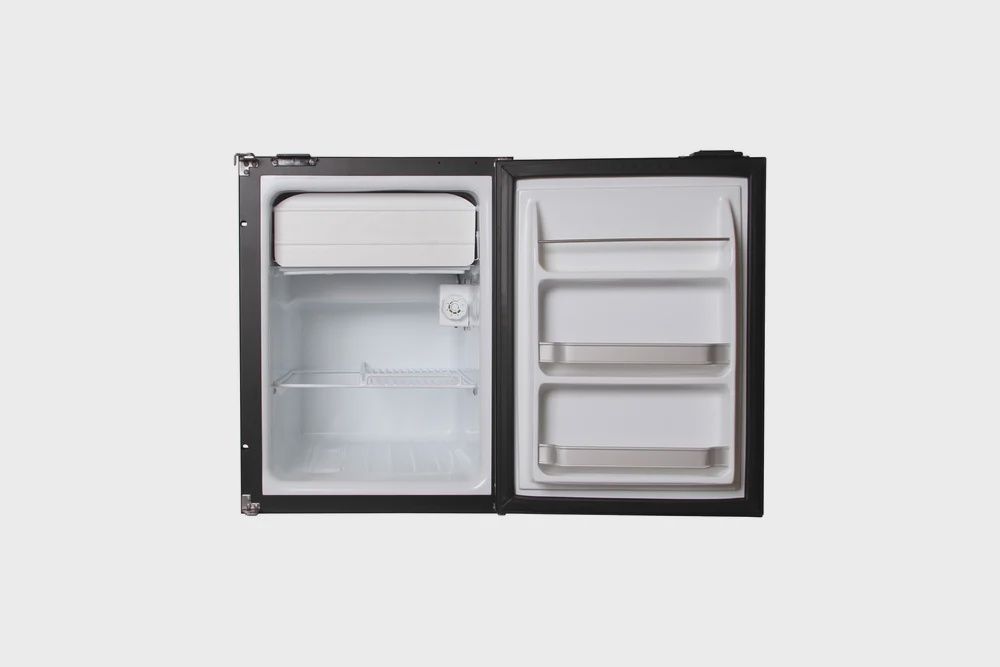 Refrigerator with Freezer Compartment 1.9 cu. ft. (54 liter)   (R1900ACDC)