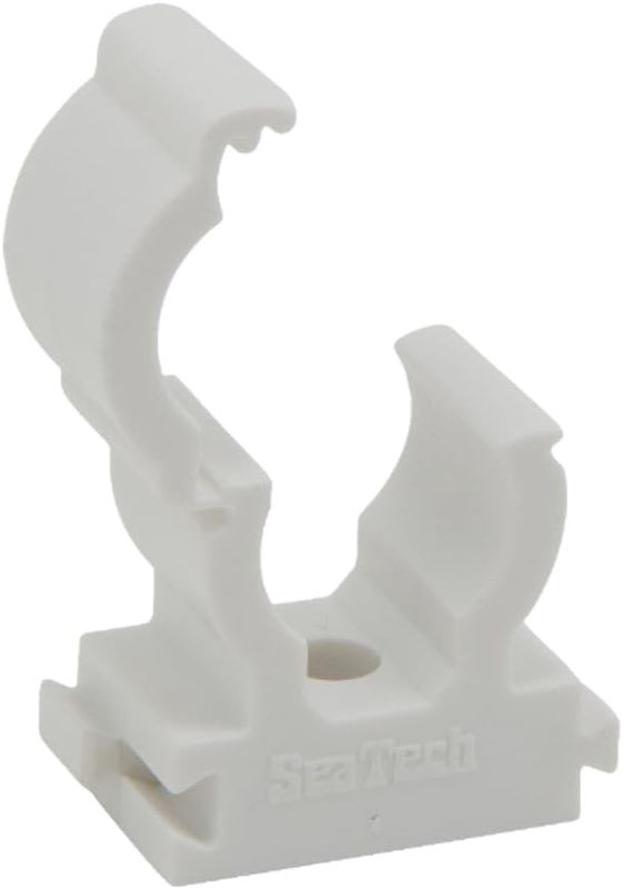 Pipe Clip 1/2" 2/pk ( 012370-1557) Pipe Clip 1/2" 2/pk ( 012370-1557)