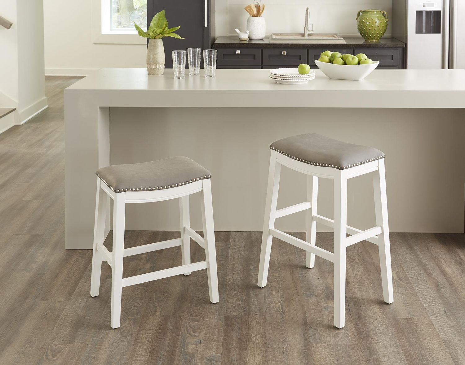 White Barstool w/ Grey Seat, Size: 24&quot;