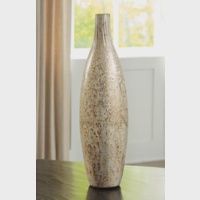 Plawite Vase