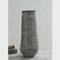Flynn vase, Size: Medium