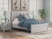 Makidern Queen Bedroom