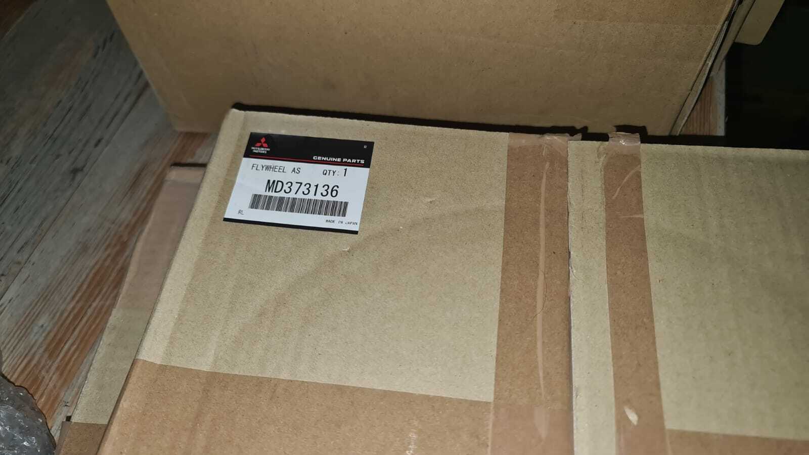 Schwungrad NEU Unbenutzt MD373136