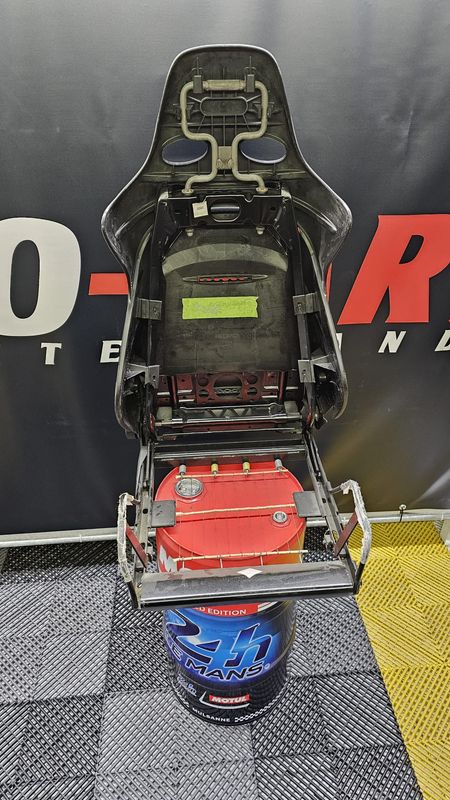 Mitsubishi Evo 7 Recaro Frame/Rahmen als defekt in nicht guten Zustand