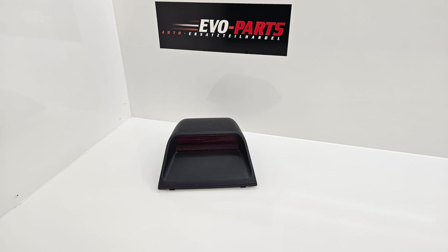 Mitsubishi evo 7 8 9 centre rear brake light MR632020