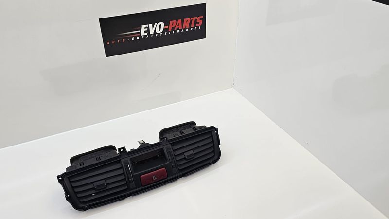 Mitsubishi Evo 7 Luftauslassdüse MR512558 AIR OUTLET,INST PNL,CTR