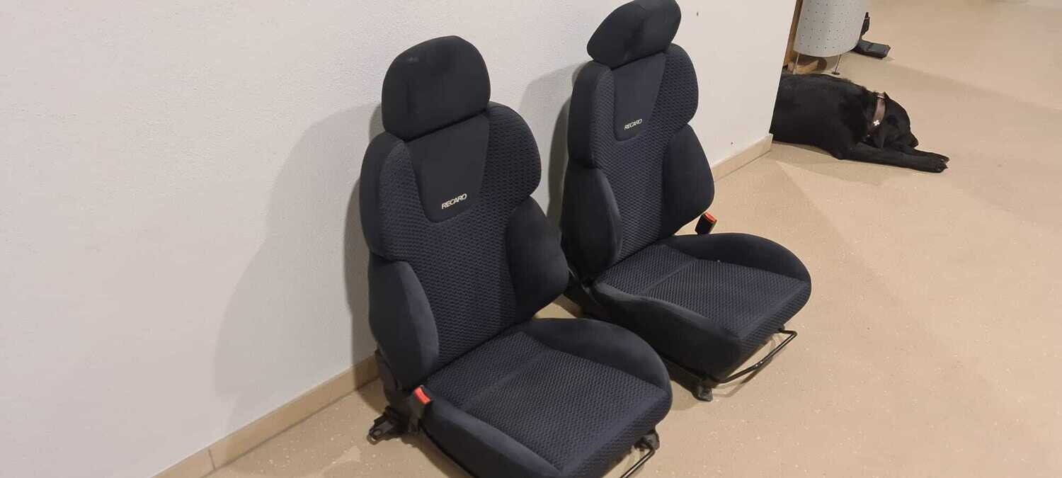 Innenausstattung - Mitsubishi Evo 7 GT RS Innenausstattung Gebraucht