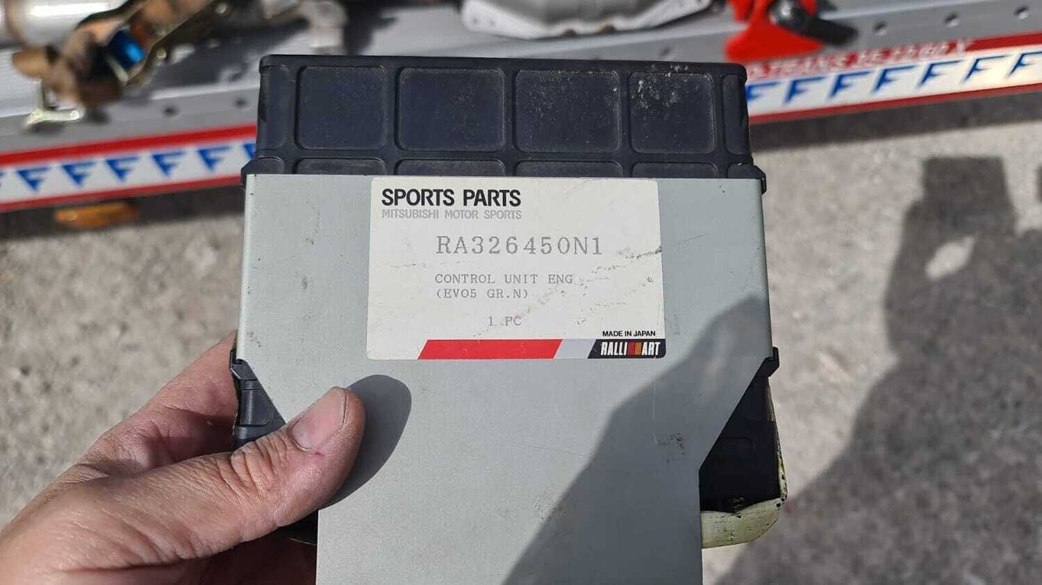 RA326450N1 - Steuergerät Ralliart  - gebraucht
