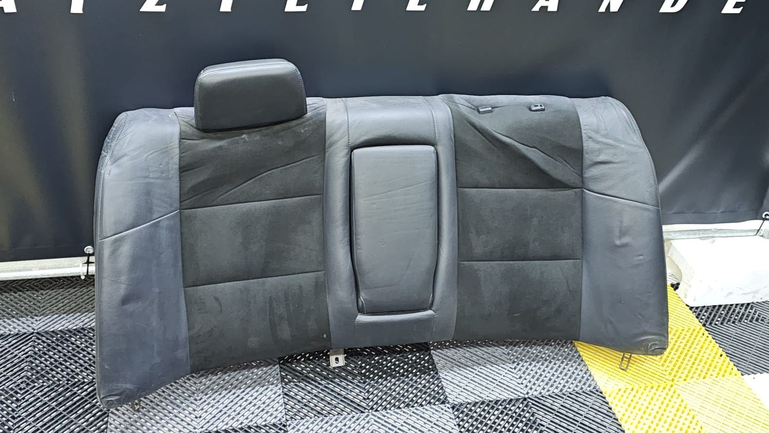 Innenausstattung - Mitsubishi Evo 9 Rücksitzbank/Rückenlehne