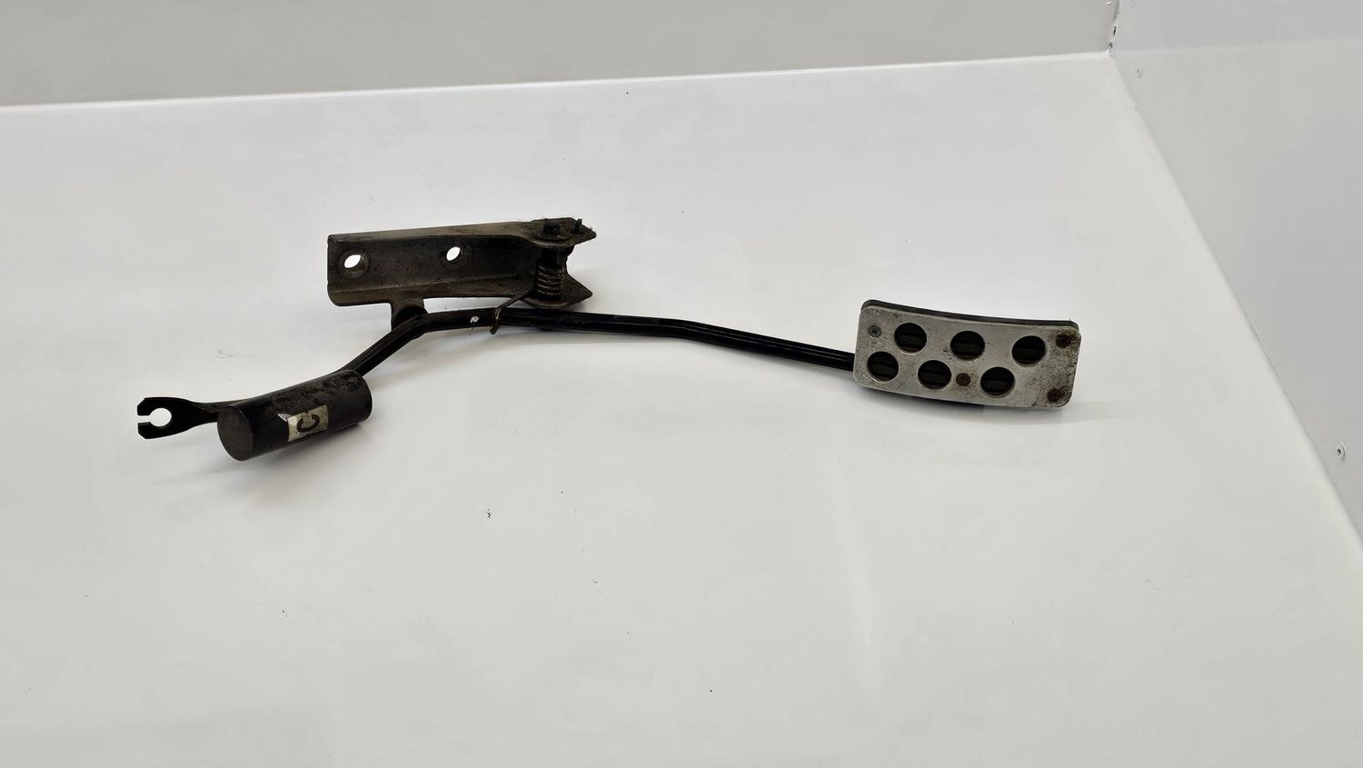 MR493833 - Gaspedal  - gebraucht