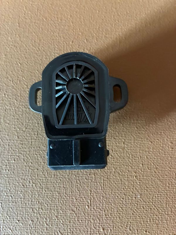 MD628074 - Sensor, Drosselklappe - gebraucht