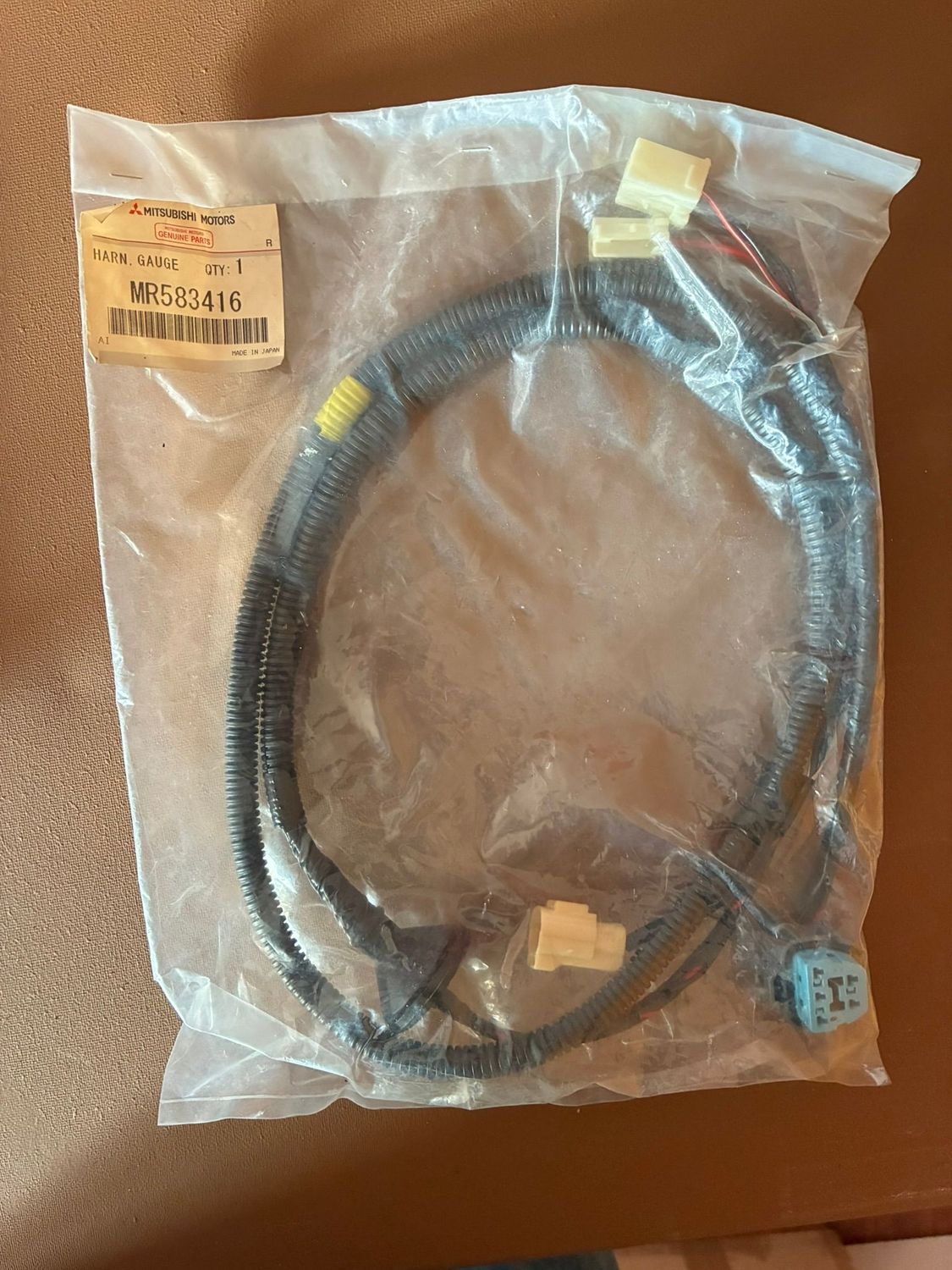 MR583416 - Kabelstrang, Benzinpumpe NEU