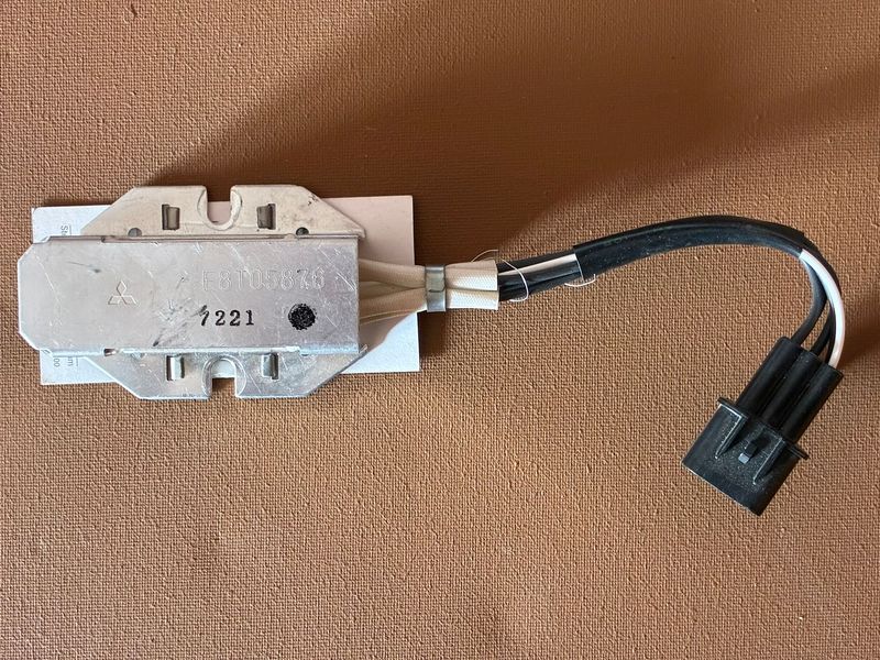 MR561990 - Widerstand Motor - gebraucht