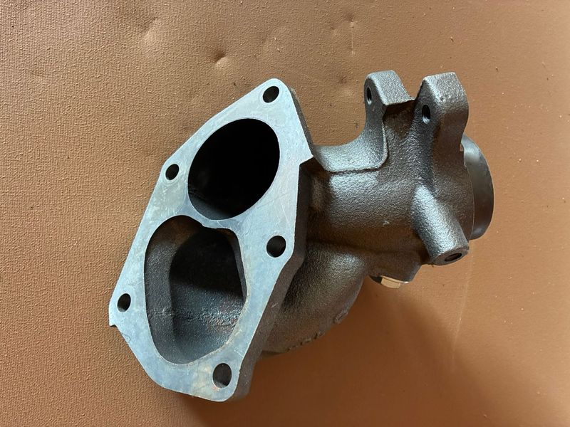 MN156784 - Abgasgehäuse, Turbolader - neuwertig