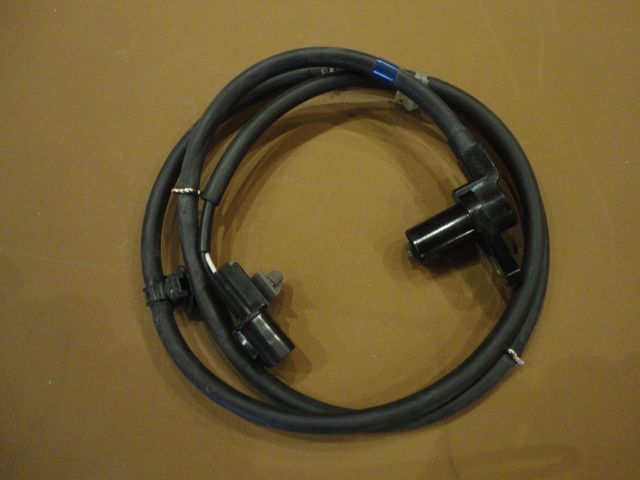 ​MR569148 - ABS Sensor vorne rechts - Neuwertig