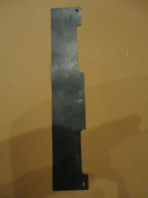 6430A121 - Gummiplatte, Stoßstange hinten - Neuwertig