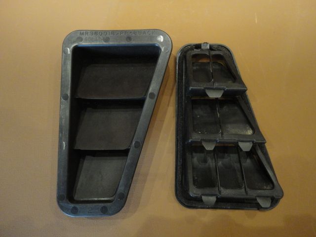 MR460484 - Luftauslass, Karosserie hinten - Neuwertig