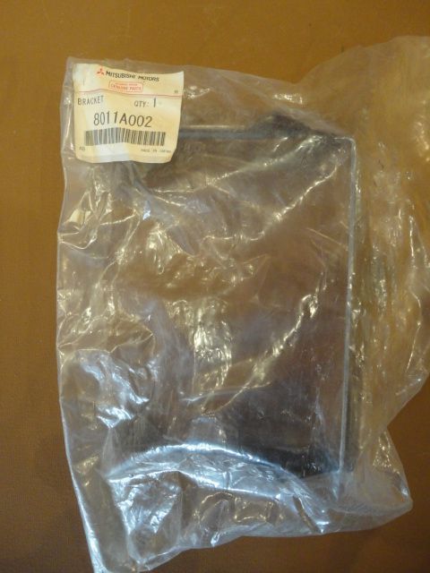 8011A002 - Halterung, Konsole - NEU