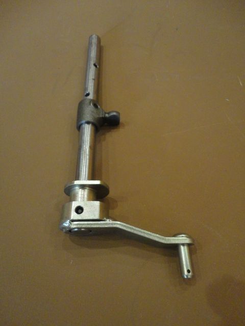 MD771035 - Schalthebel-Welle - gebraucht