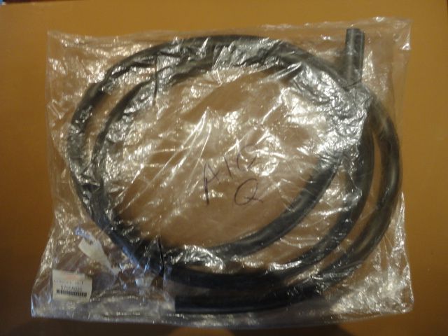 5755A035/5755A265 - Dichtung (Karosserie), innen hinten links  - NEU