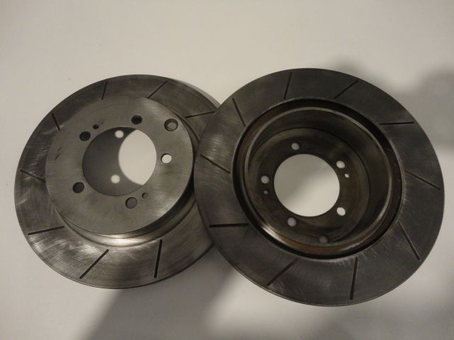 BR002 - Bremsscheibensatz hinten geschlitzt ​( 2 Stk.) - gebraucht