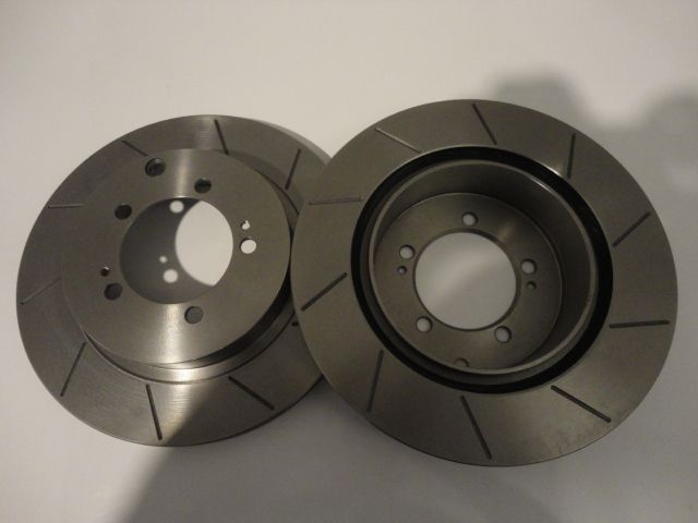 BR001 - Bremsscheibensatz hinten, geschlitzt (2 Stk.) NEU