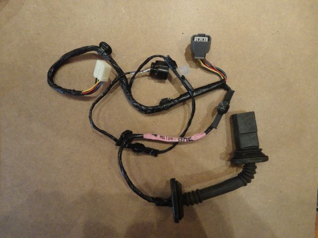 MN124805 - Kabelbaum, Türe hinten links - Neuwertig