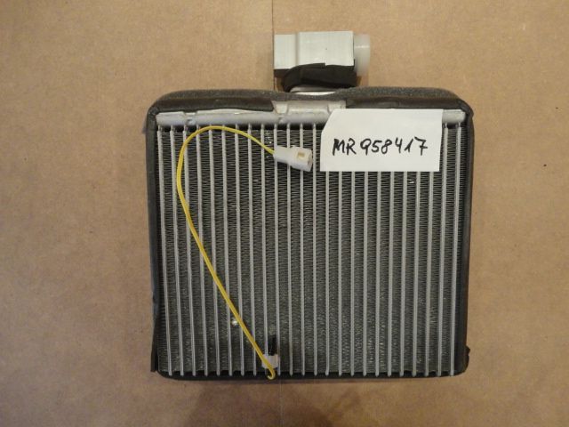 MR958417 - Verdampfer A/C - Neuwertig