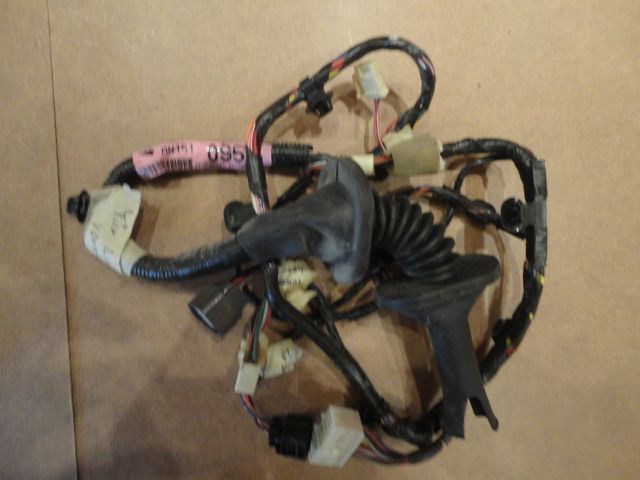 MN151095  - Kabelbaum, Türe vorne links - Neuwertig