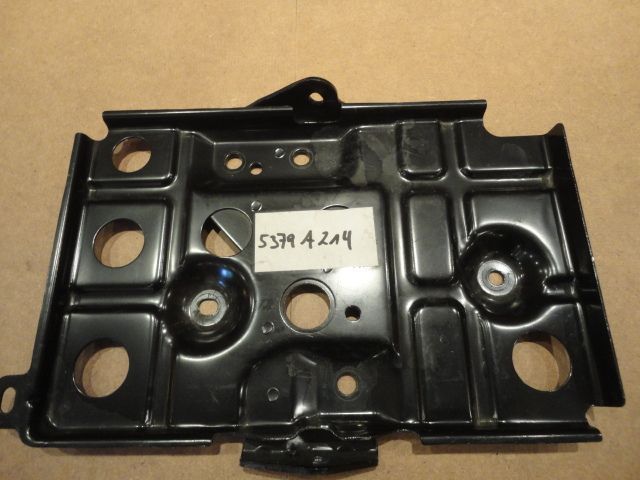 5379A214 - Batteriebodenblech - Neuwertig 5379A214 - Batteriebodenblech - Neuwertig
