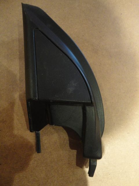 MR441631 - Spiegelblende, innen links - gebraucht
