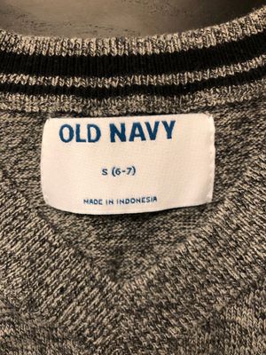 Old Navy Sweater Gray