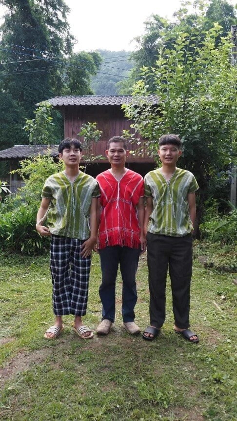 Authentic Karen Style Men&#39;s Shirt