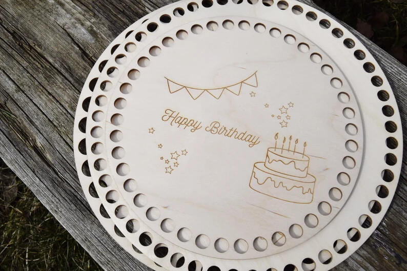 GEBURTSTAG Holzböden  Motiv, Rund und Quadratisch in allen Größen