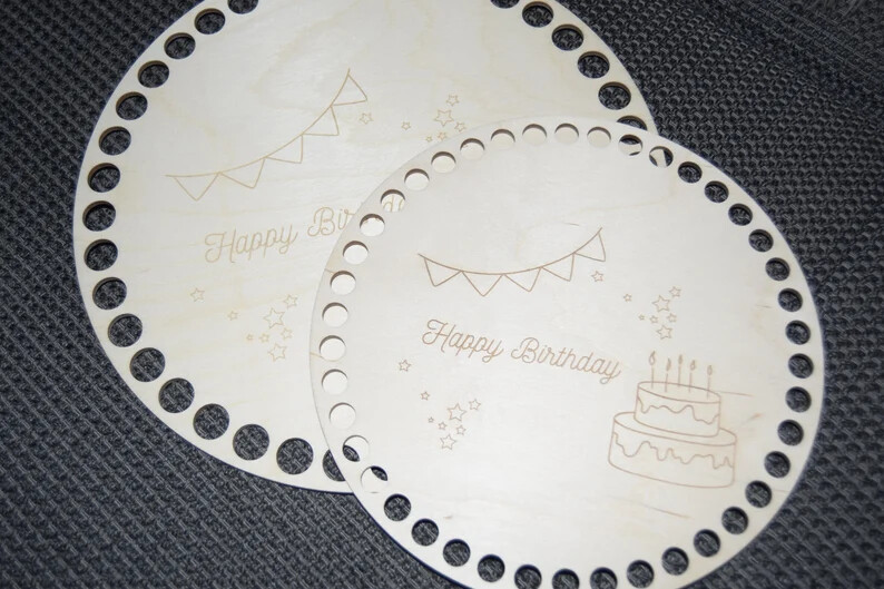 GEBURTSTAG Holzböden  Motiv, Rund und Quadratisch in allen Größen