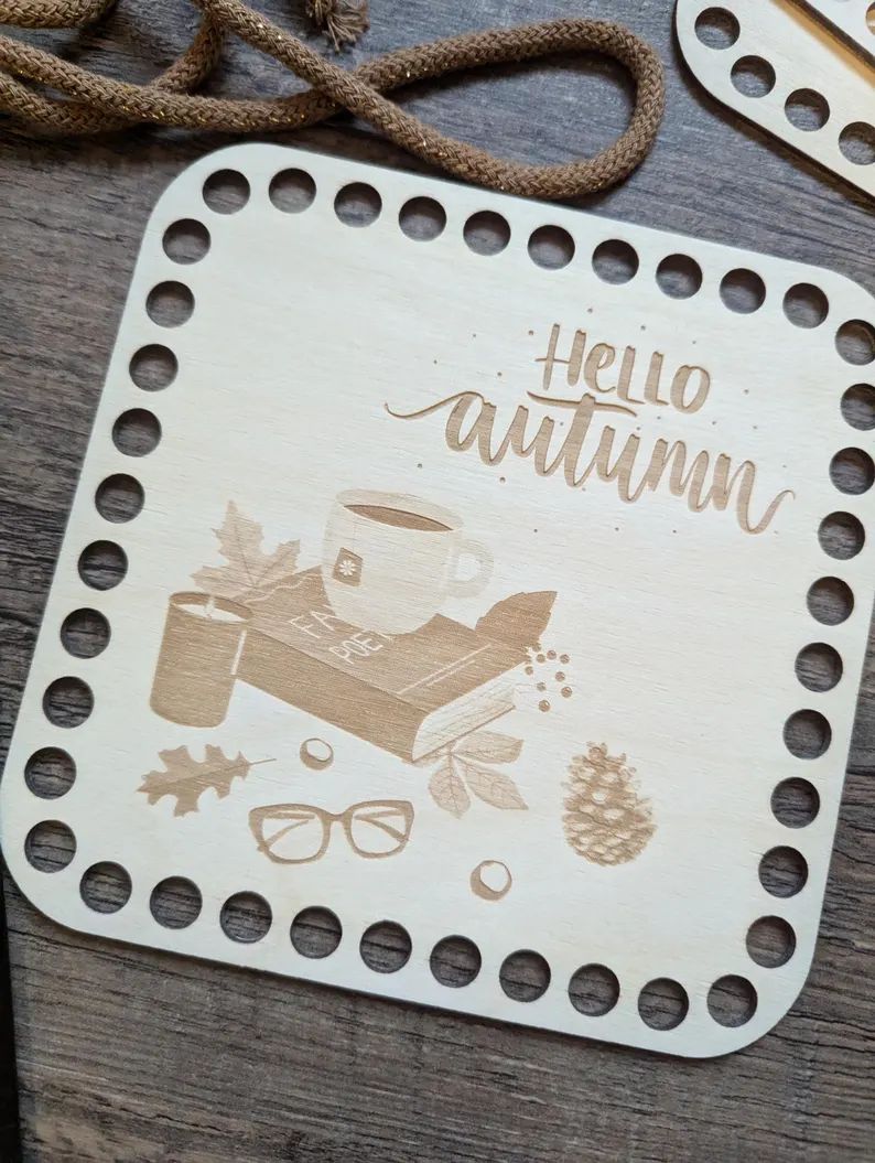 HELLO AUTUM BÜCHER,  Holzböden Quadrat mit runden Ecken in 3 Größen