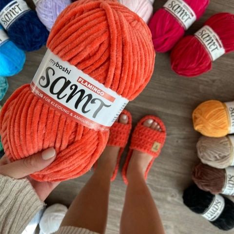 SAMT myboshi in 20 Farben, Chenille Garn, Amigurumi-Wolle