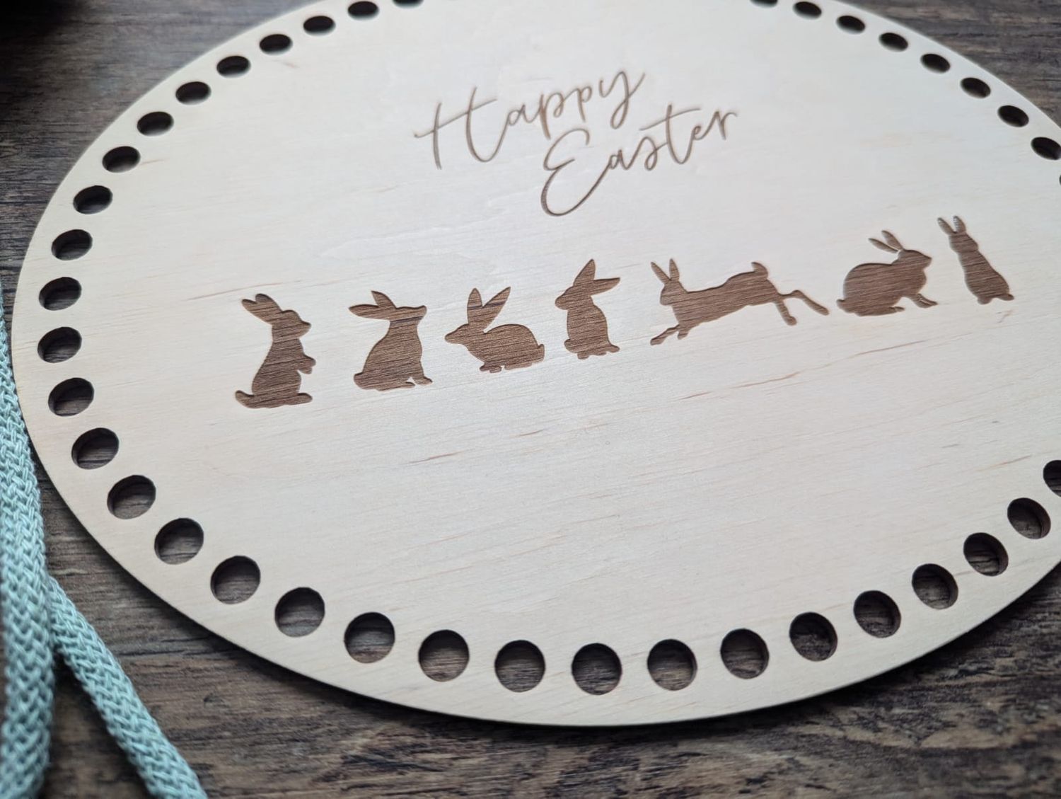 Holzböden HAPPY EASTER Motiv, oval