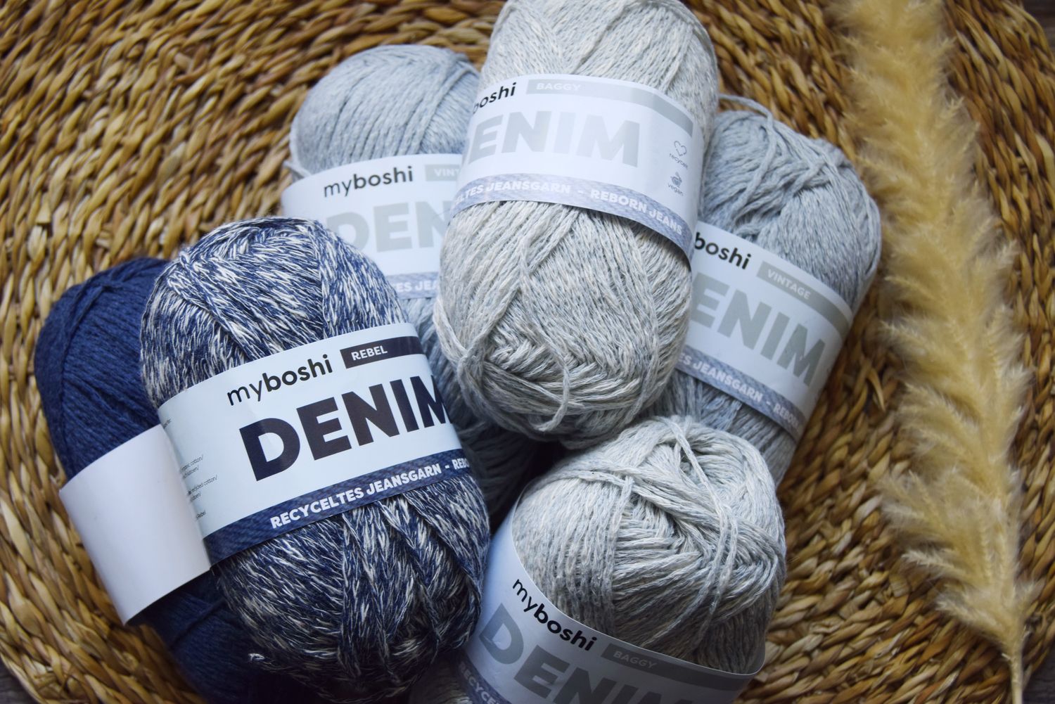 DENIM myboshi in 6 Farben, aus recyceltem Jeans- und Baumwollgarn
