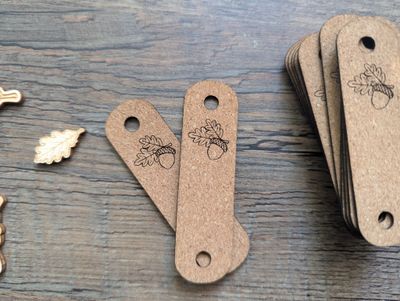 10x Eichel Label in Kork