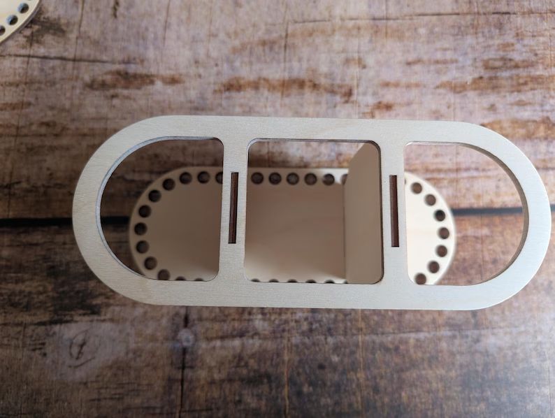 Holzboden für Utensilo länglich mit 3 Fächern